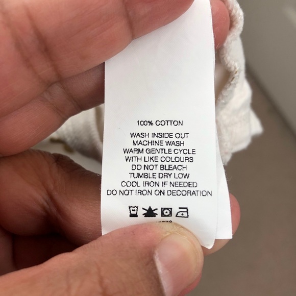 Joe Fresh Baby 12-18 months onesie w gold hearts - Picture 4 of 4